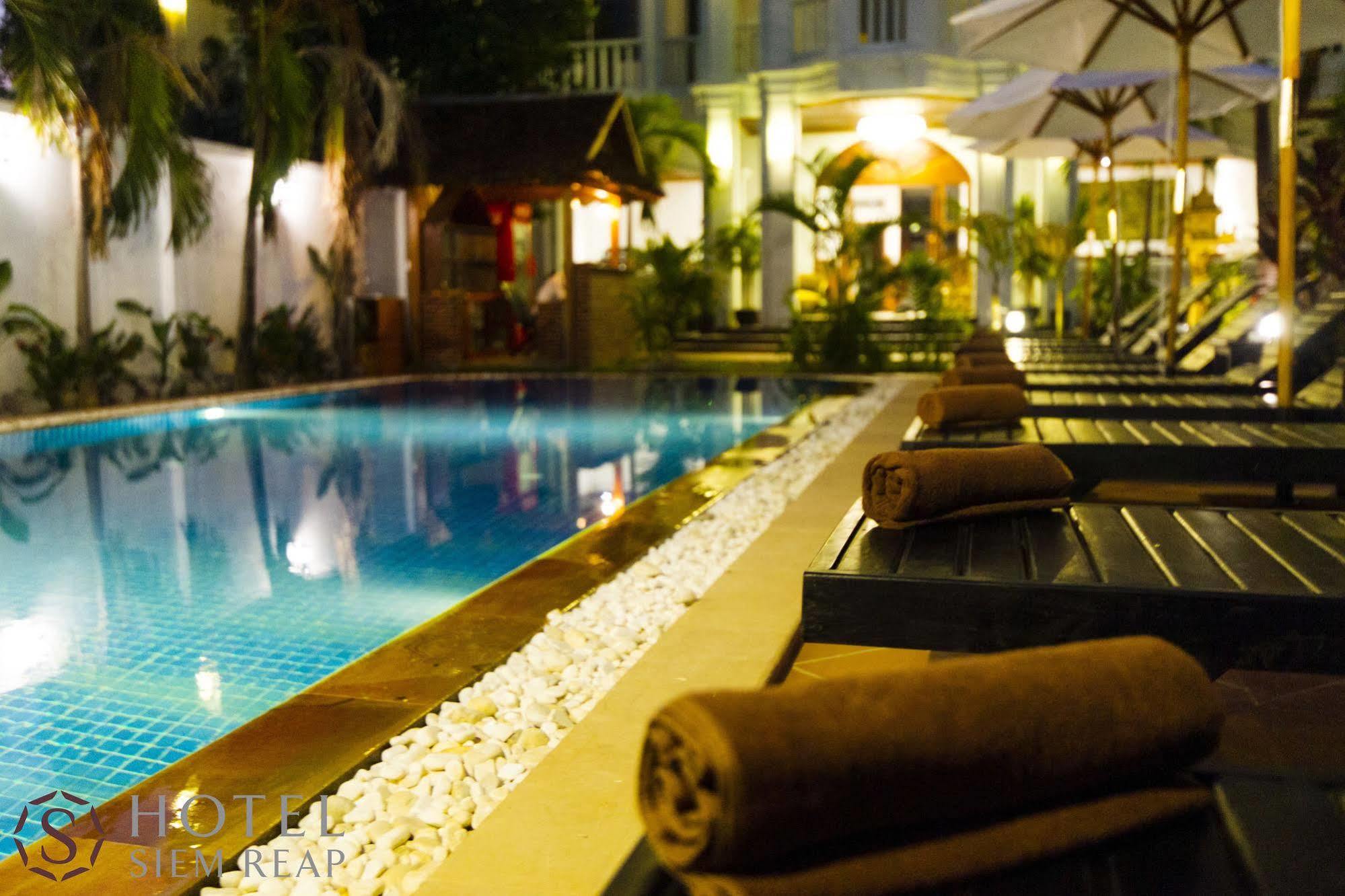 Blue Palace Hotel Siem Reap Exterior photo